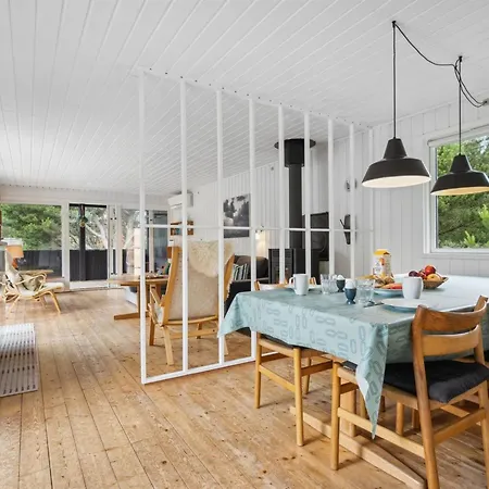 Elin - 3km From The Sea By Interhome Nyaraló