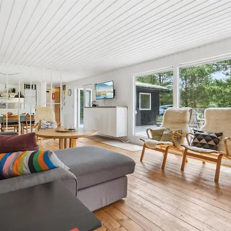 Nyaraló Elin - 3km From The Sea By Interhome