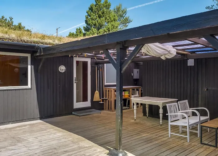 Elin - 3km From The Sea By Interhome