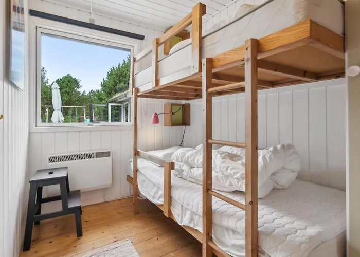 Elin - 3km From The Sea By Interhome Bolilmark